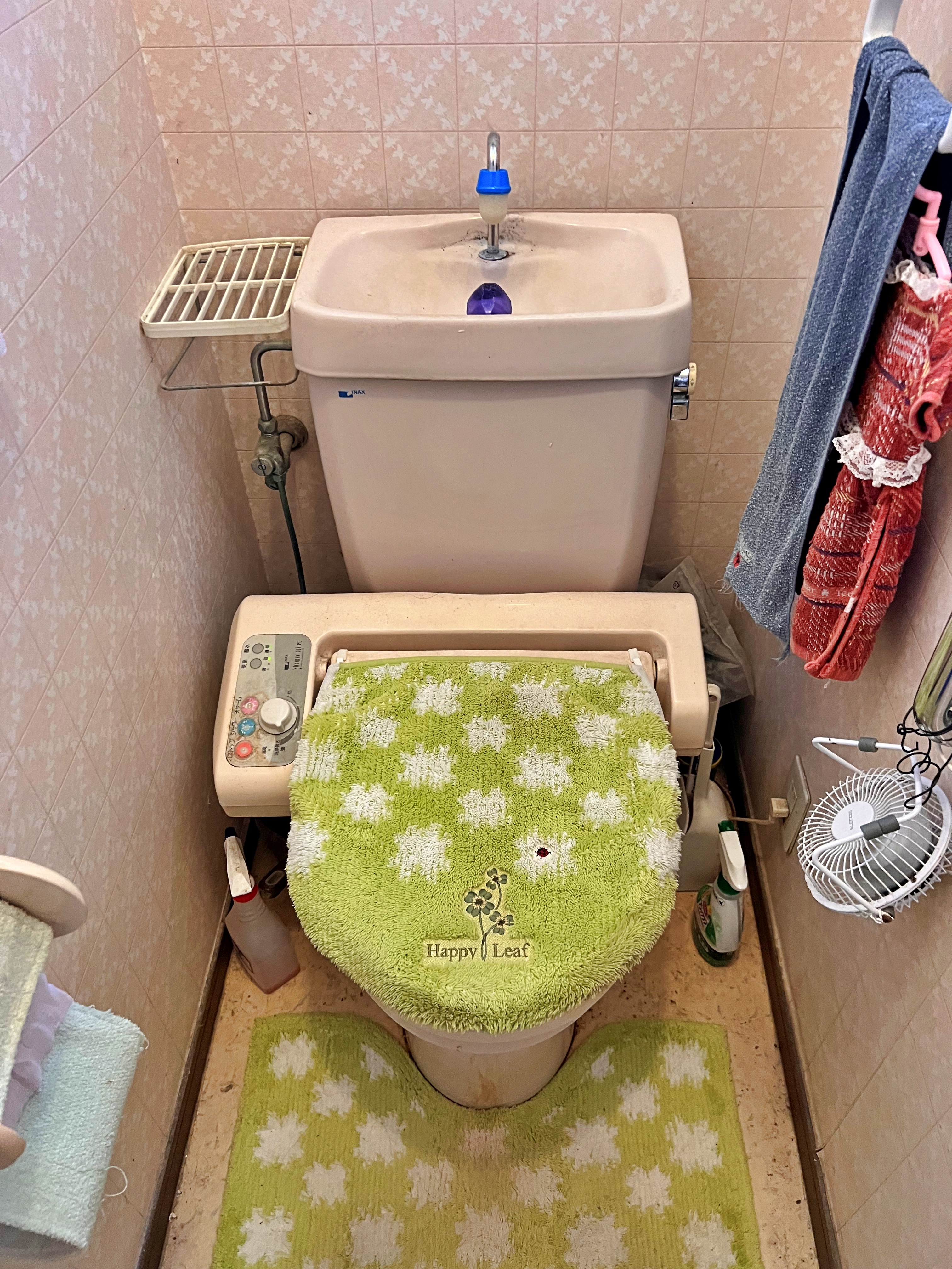 トイレをリフォーム致しました。